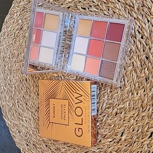 NWT REVOLUTION GLOW SUNSET SHADOW PALETTE.